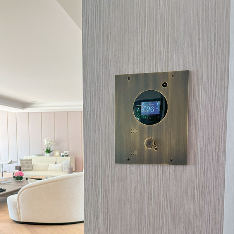 Habillage de thermostat en laiton brossé Maison ORSTEEL