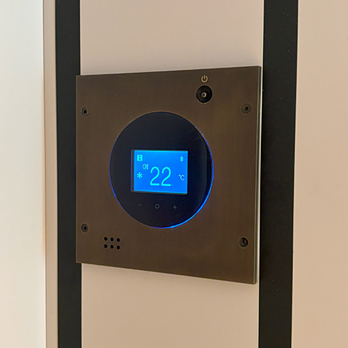 Habillage de thermostat avec écran rétro-éclairé de la Maison ORSTEEL